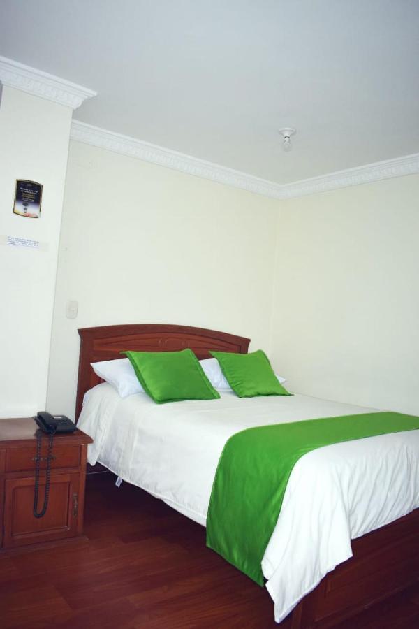 Hotel Sello Dorado Pasto Luaran gambar