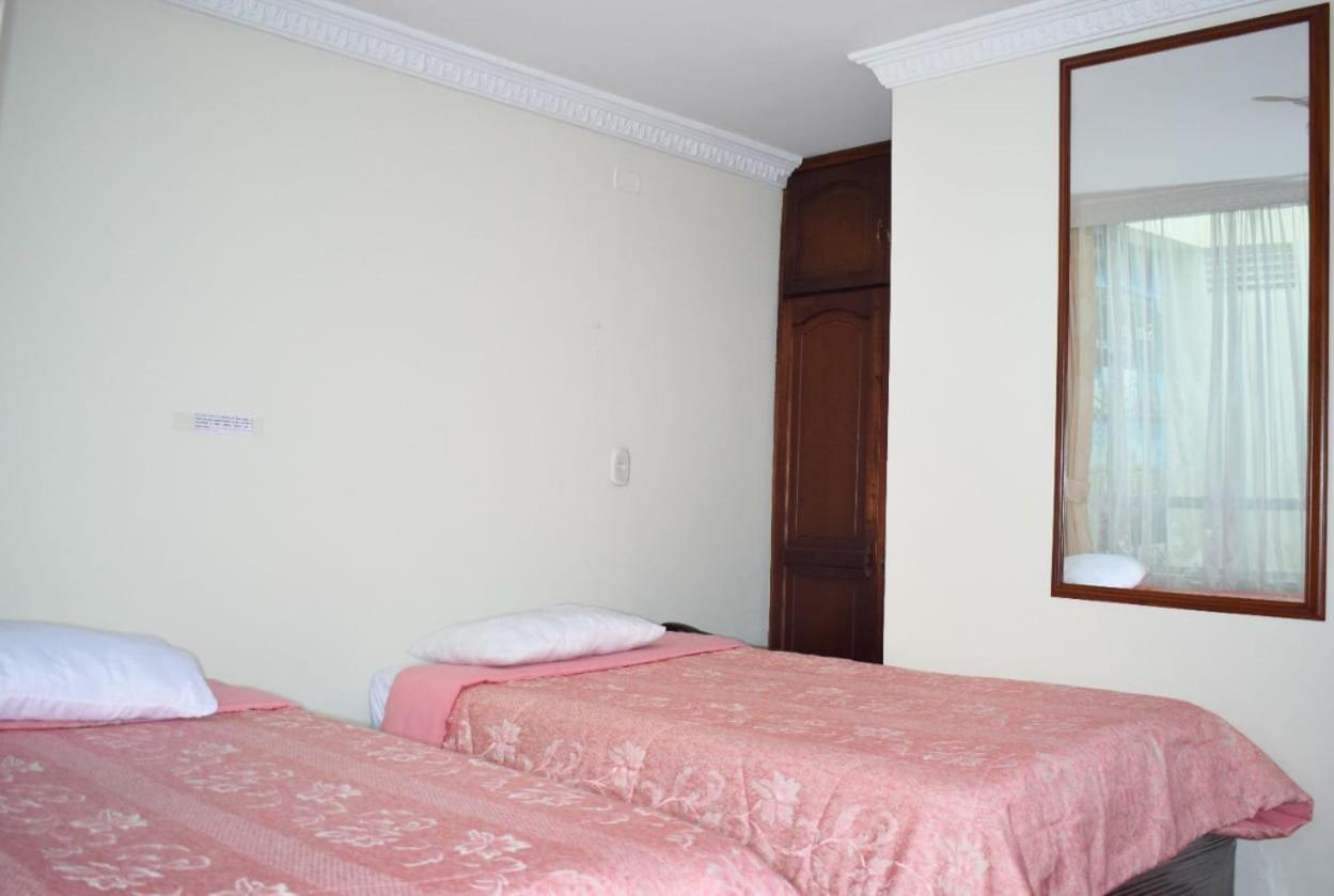 Hotel Sello Dorado Pasto Luaran gambar